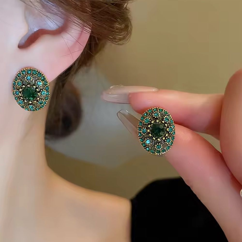 Vintage Green Crystal Stud Earrings Gold Tone Minimal Chic - Picture 3 of 4